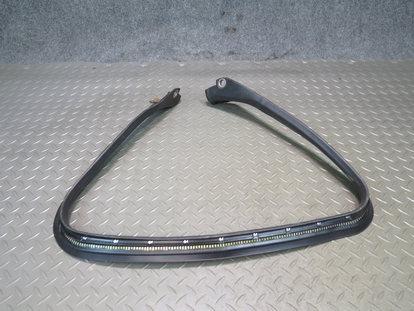 85-89 Nissan Z31 300ZX 2+0 Set of 2 Left & Right T-top Roof Rubber Seal OEM