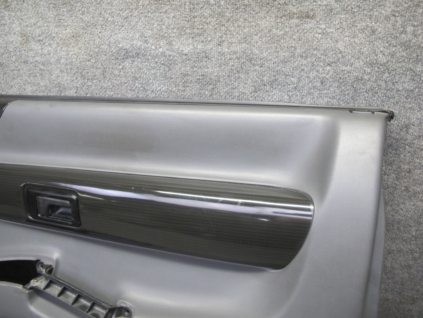 99-01 Isuzu Vehicross Set of 2 Left & Right Interior Door Panel Black Gray OEM