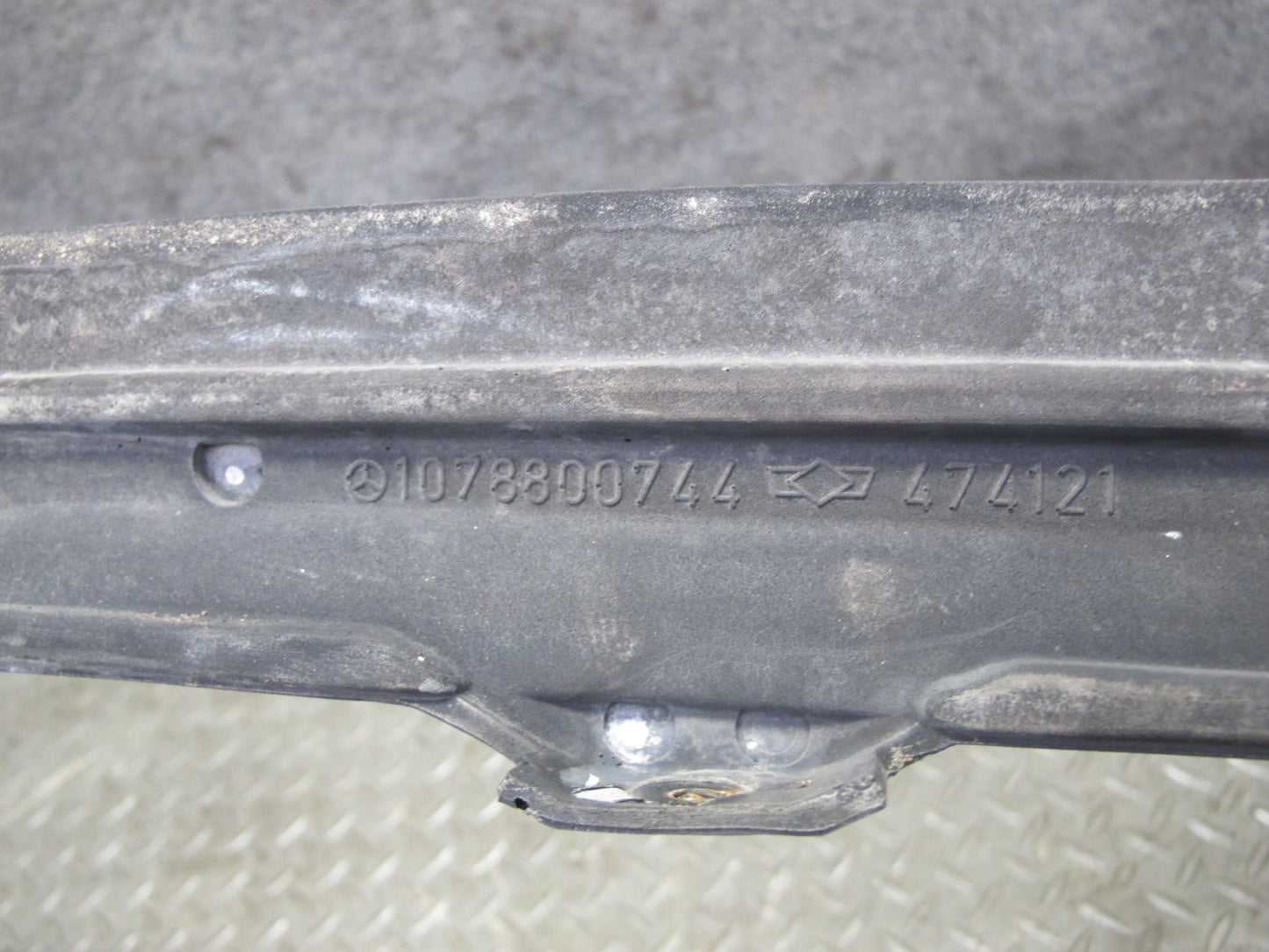 73-89 Mercedes R107 Front Bumper Rubber Filler Trim Panel Cover 1078800744 OEM