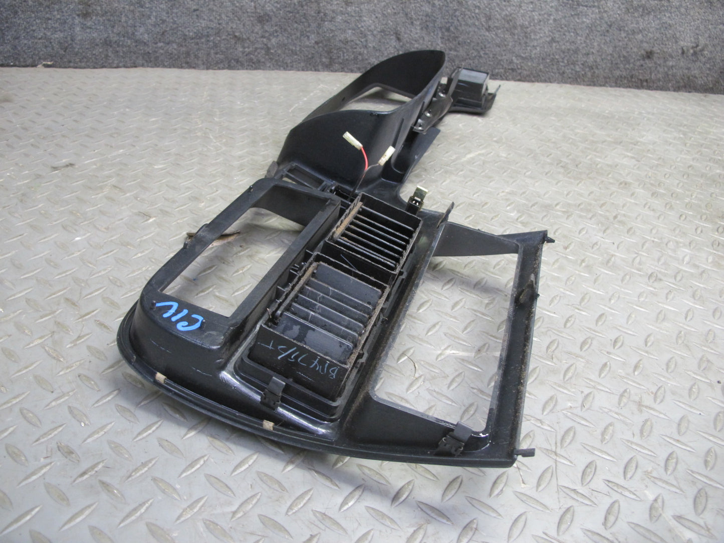 99-01 Isuzu Vehicross Dash Dashboard Cluster Radio Vent Trim Bezel Panel OEM