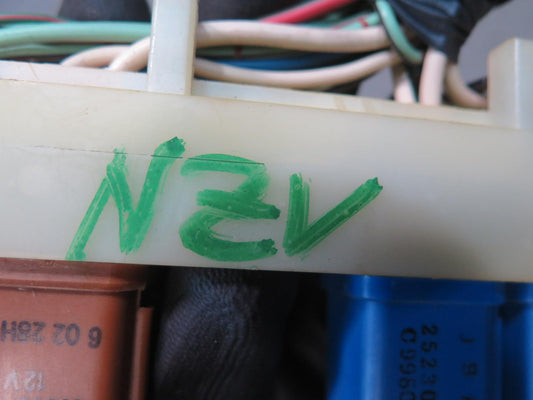 84-89 Nissan Z31 300ZX Interior Fuse Relay Box Module OEM
