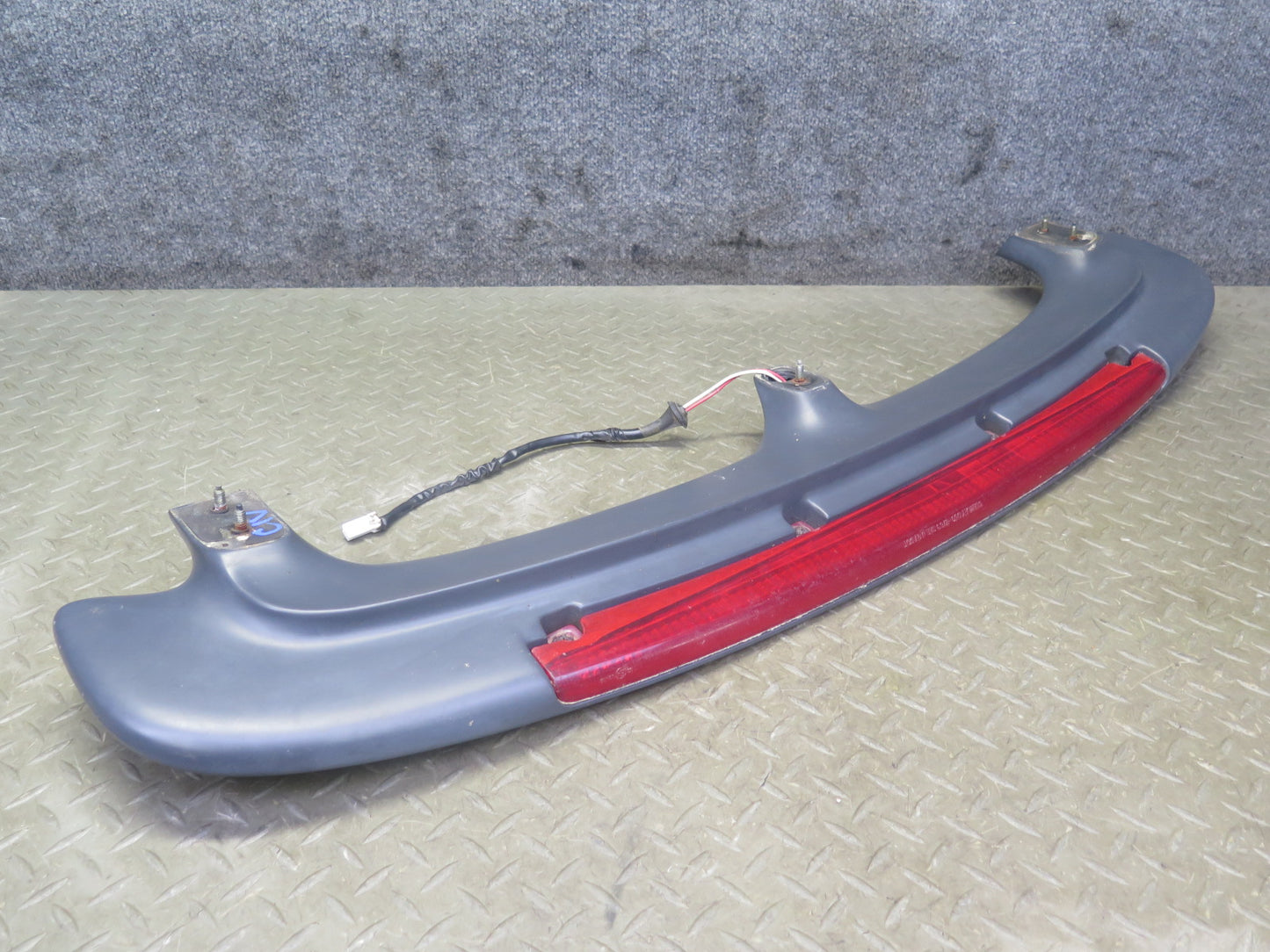 99-01 Isuzu Vehicross Rear Spoiler w 3RD Third Brake Light Assembly OEM
