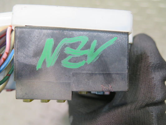 84-86 Nissan Z31 300ZX Junction Fuse Relay Box Module OEM