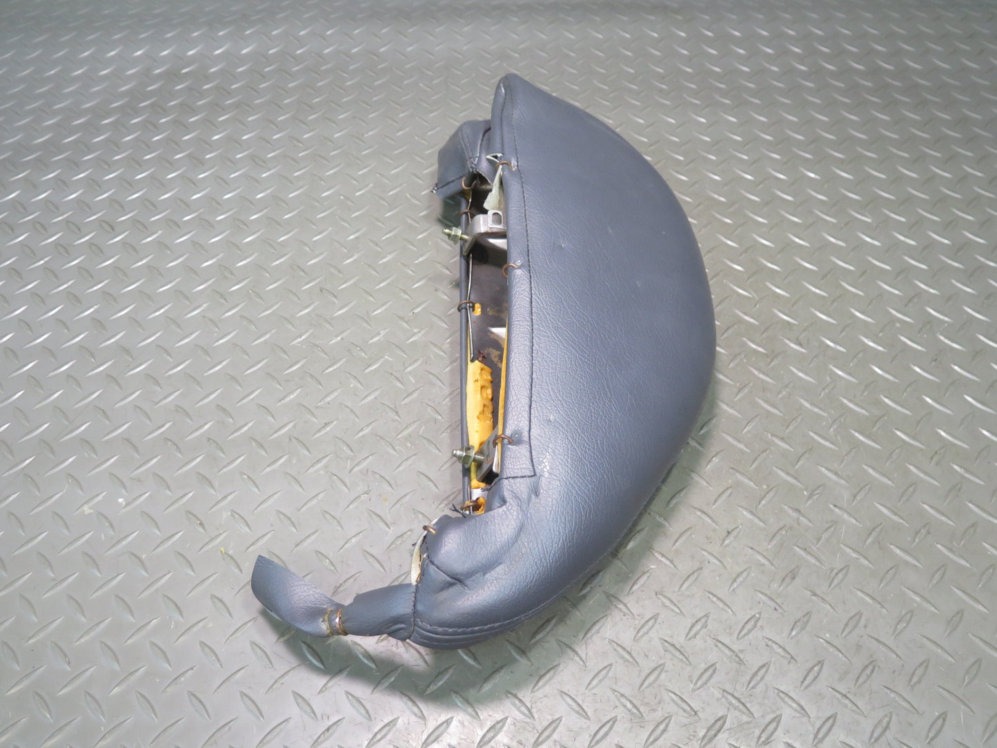 86-89 Nissan 300ZX Z31 2+0 Front Right Seat Upper Left Side Cushion Black OEM