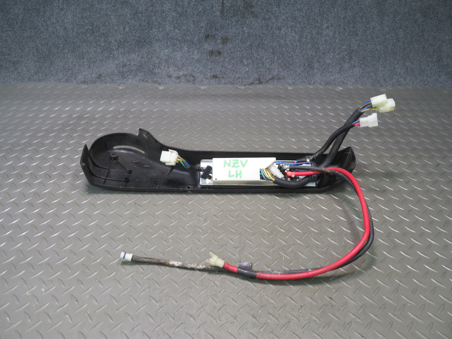 86-89 Nissan Z31 300ZX Front Left Power Seat Switch Trim Cover Bezel Black OEM