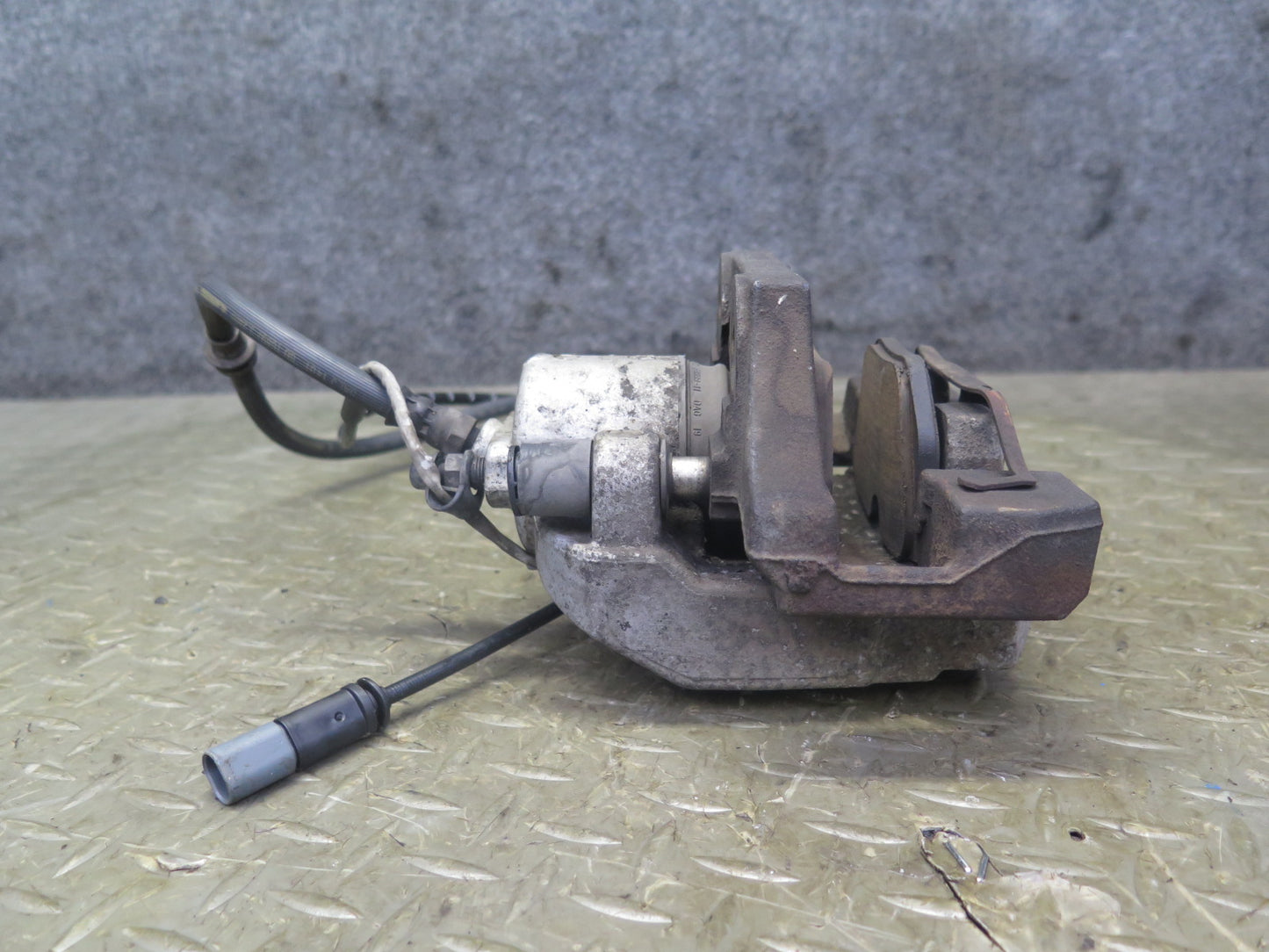 2014-2018 BMW F15 X5 AWD Rear Left & Right Brake Caliper Set of 2