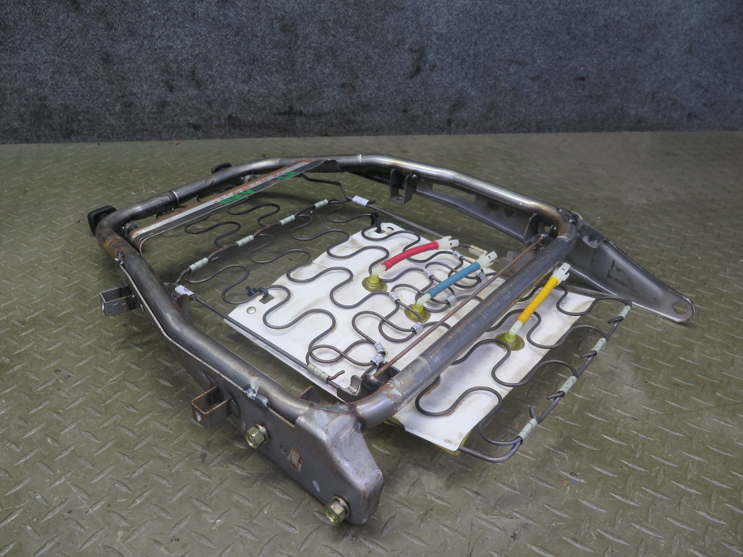 84-86 Nissan Z31 300ZX Turbo Front Left Seat Upper Cushion Backrest Frame OEM