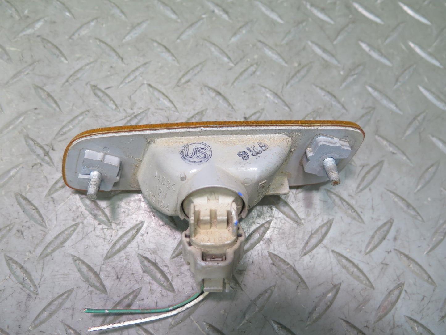 98-00 Lexus UCF20L LS400 Front Bumper Left Right Side Marker Light Lamp Set OEM