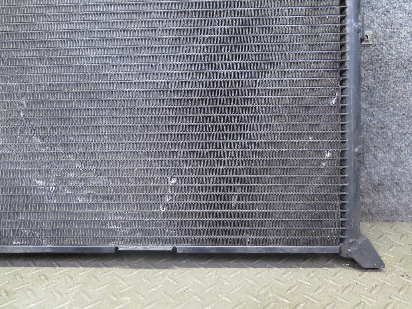 94-99 BMW E36 328iC 325iC A/C Air Condition Condenser OEM