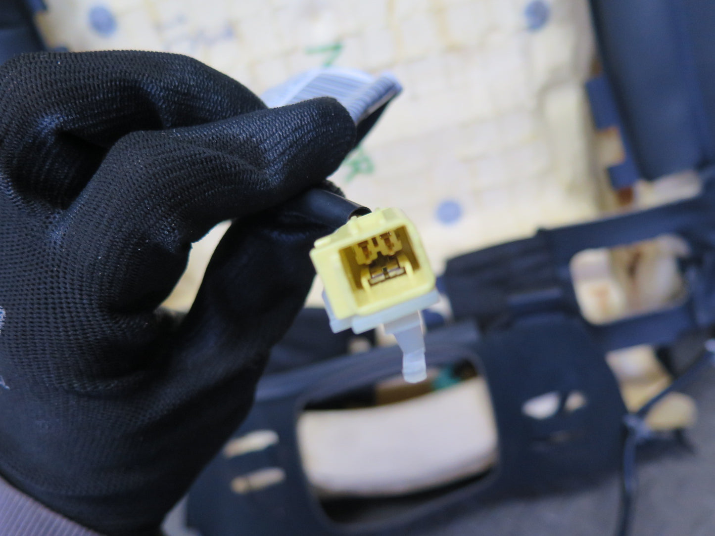 2014-2015 Infiniti QX60 Front Right Seat Upper Backrest Leather Cushion