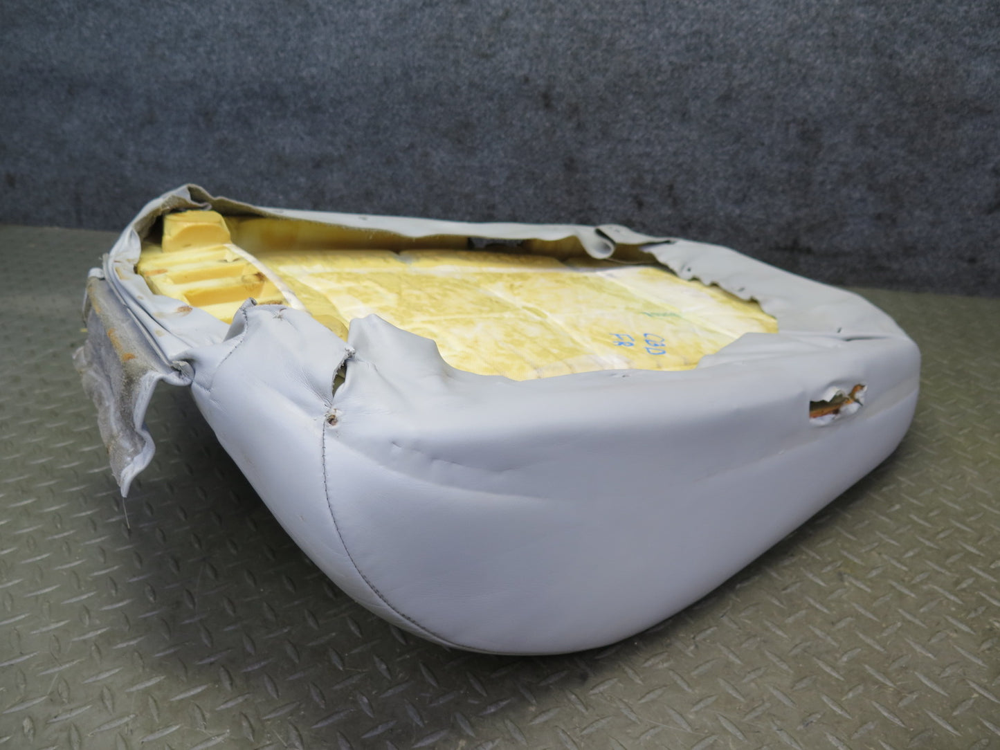 96-99 BMW E36 325iC 328iC Convertible Front Right Seat Upper Leather Cushion OEM