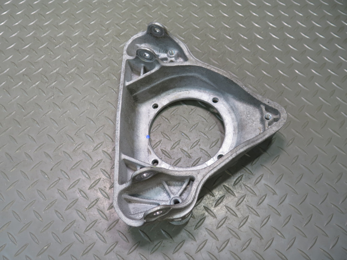 2006-2012 Bentley Flying Spur Front Right Side Upper Shock Mount Support Bracket