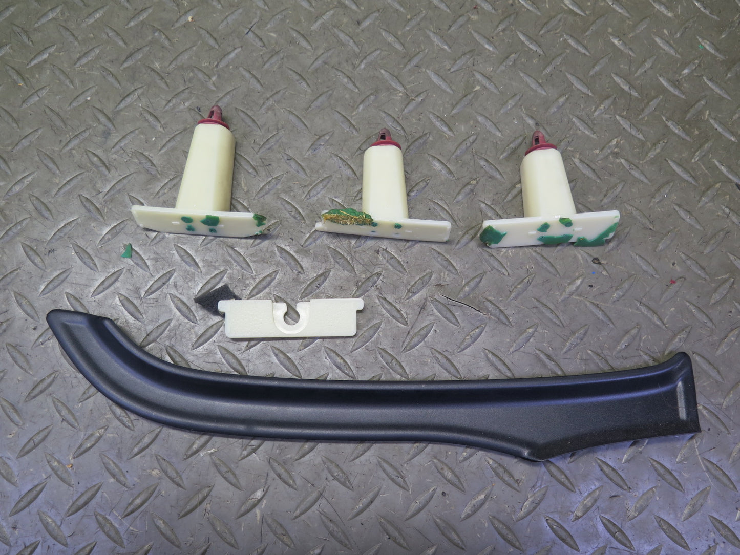 98-00 Lexus UCF20L LS400 Set of 2 Rear Door Interior Trim Cover Panel Ivory OEM