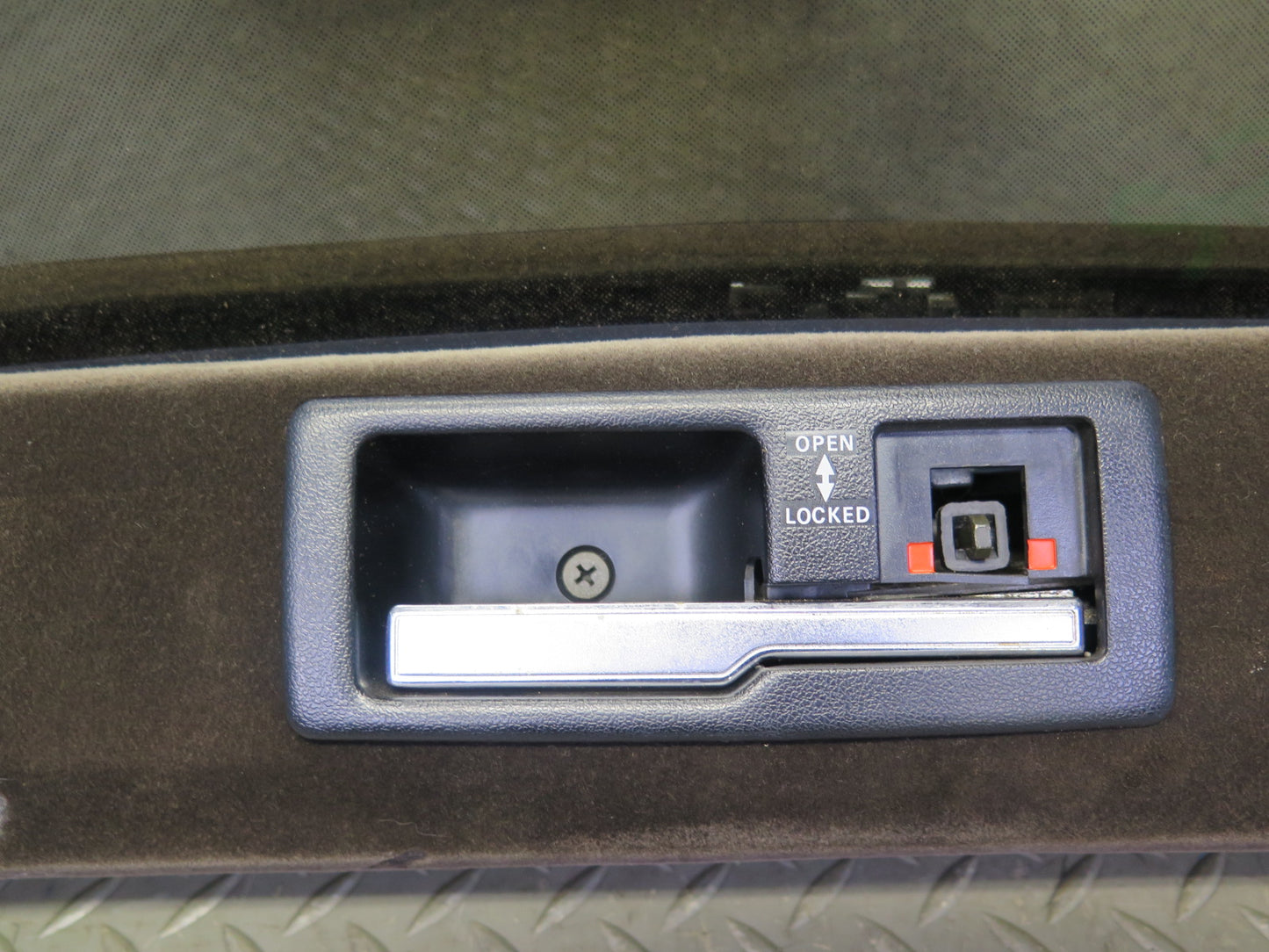 85-89 Nissan Z31 300ZX 2+0 Right T-top Roof Glass Panel w Lock Latch OEM