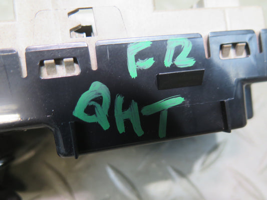2003-2007 Hummer H2 Front Right Door Window Switch 15262336
