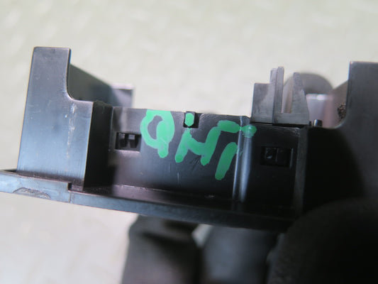 2005-2007 Hummer H2 SUT Rear Back Center Window Switch