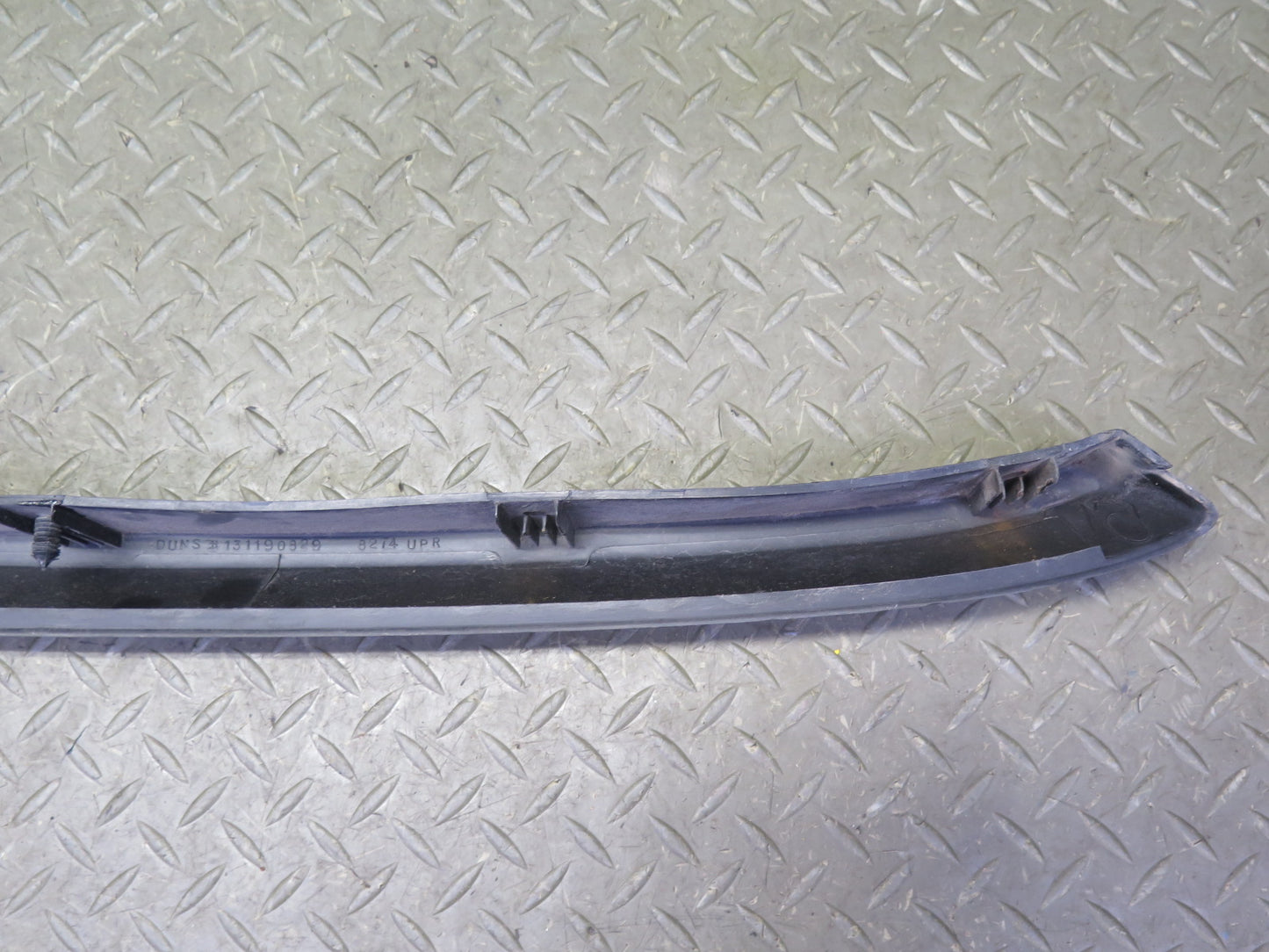 2003-2009 Hummer H2 Front Left Fender Flare Wheel Arch Molding 15200466