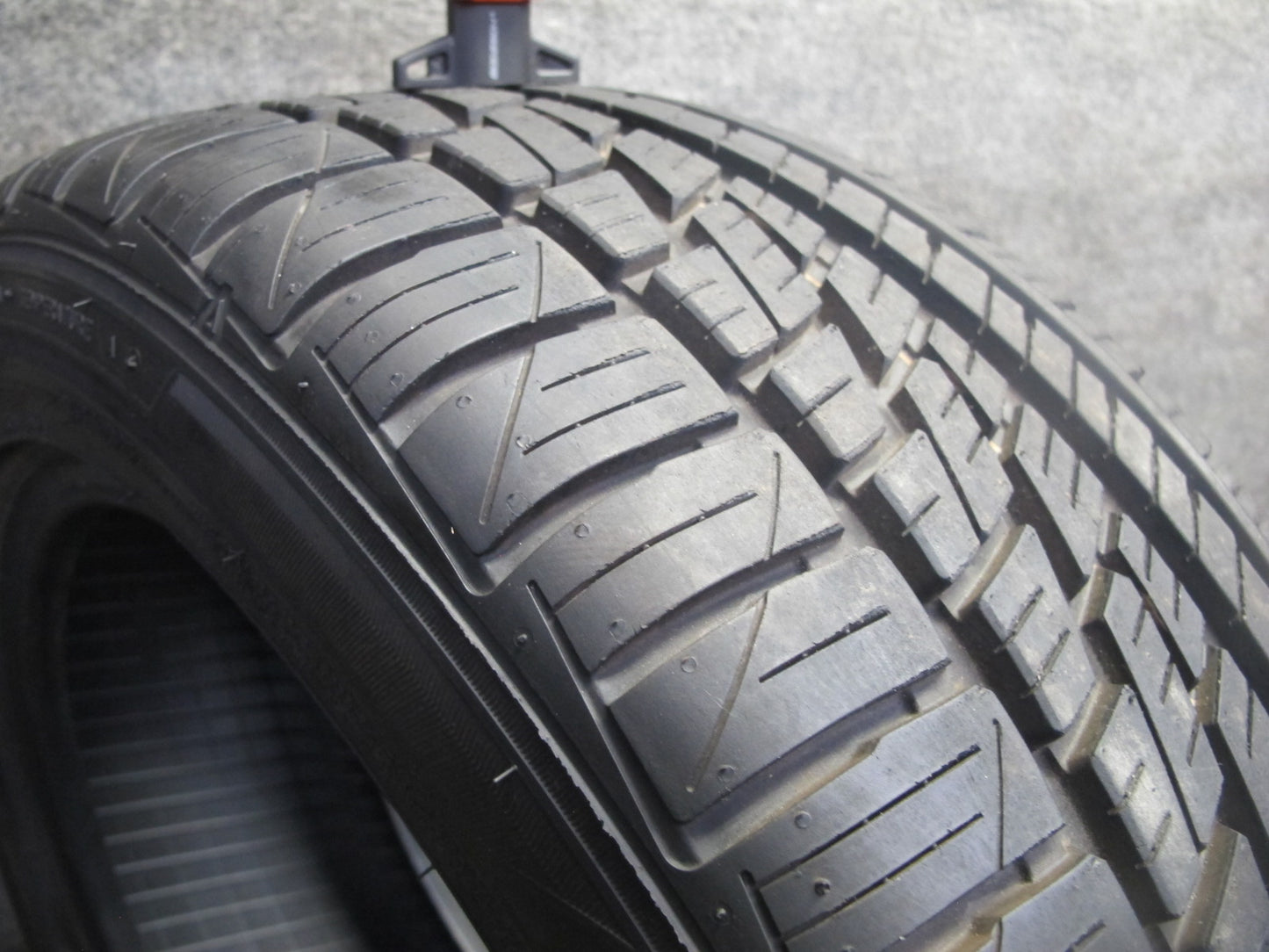 Set of 2 Falken Ziex ZE950 A/S Tire 225/50 R16 96V 3424 10/32 Tread