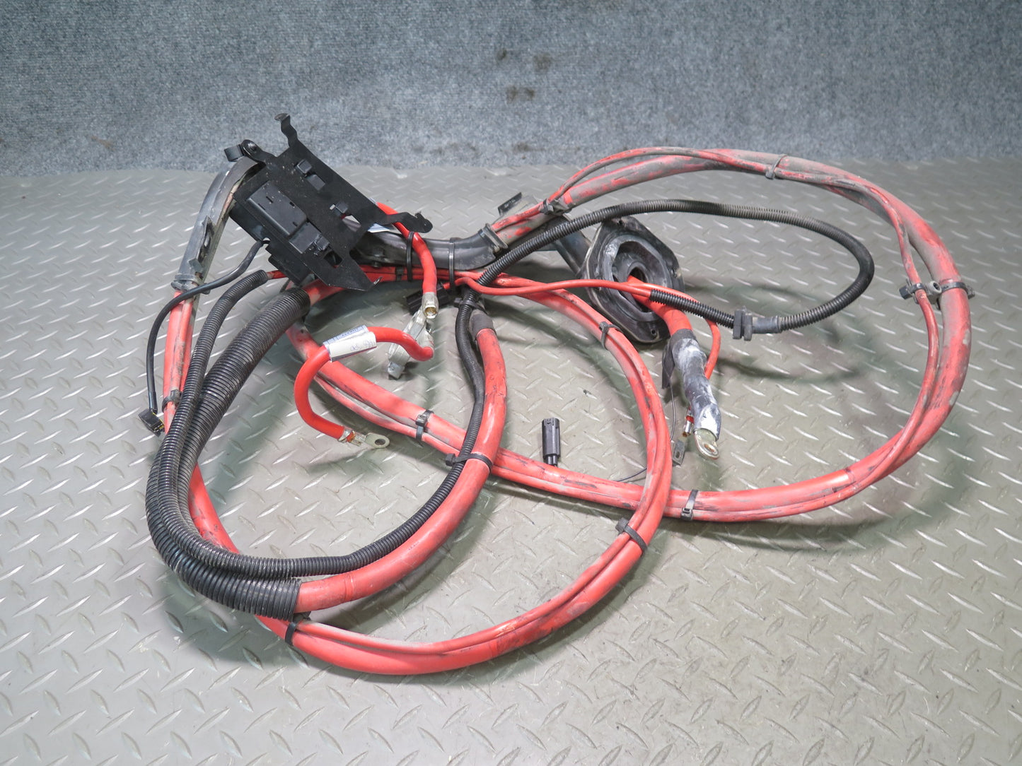 06-08 BMW E85 E86 Z4 3.0L N52 Positive Battery Cable w Clamp & Fuse Box OEM