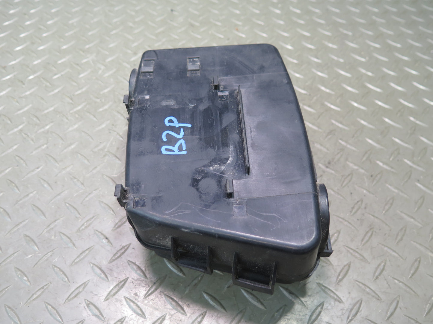 06-08 BMW E86 E85 Z4 N52 3.0L Power Distribution Fuse Relay Box w Housing OEM