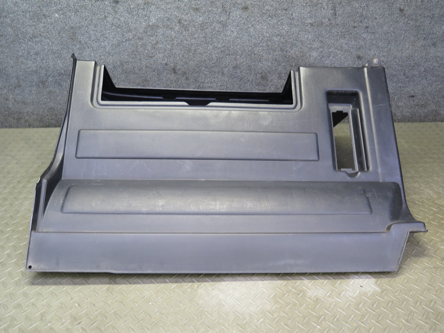 2005-2009 Hummer H2 SUT Rear Left & Right BED Box Quarter Trim Panel Set of 2