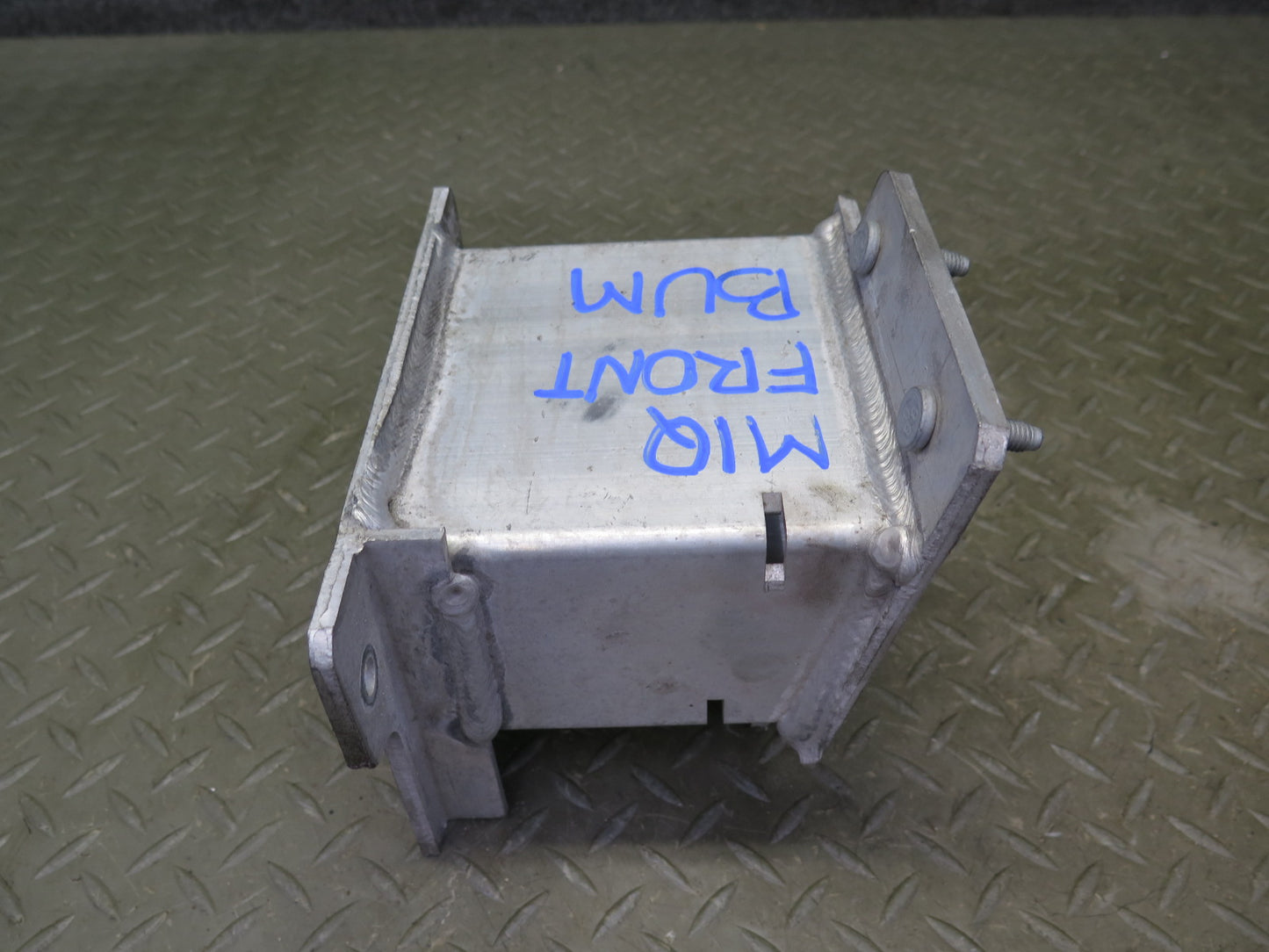 2013-2015 Infiniti JX35 QX60 Front Bumper Impact Reinforcement Bar Bracket Set