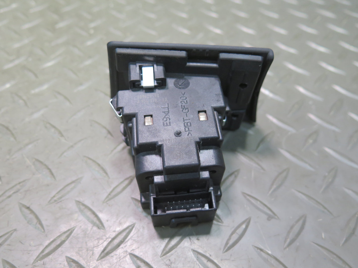 07-13 BMW E90 E92 E93 335i Ignition KEY FOB Reader Black OEM