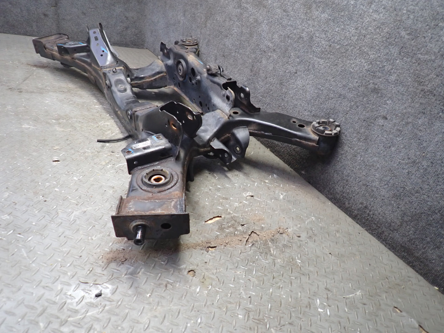 2014-2017 Infiniti QX60 AWD Rear Suspension Crossmember Sub Frame Carrier