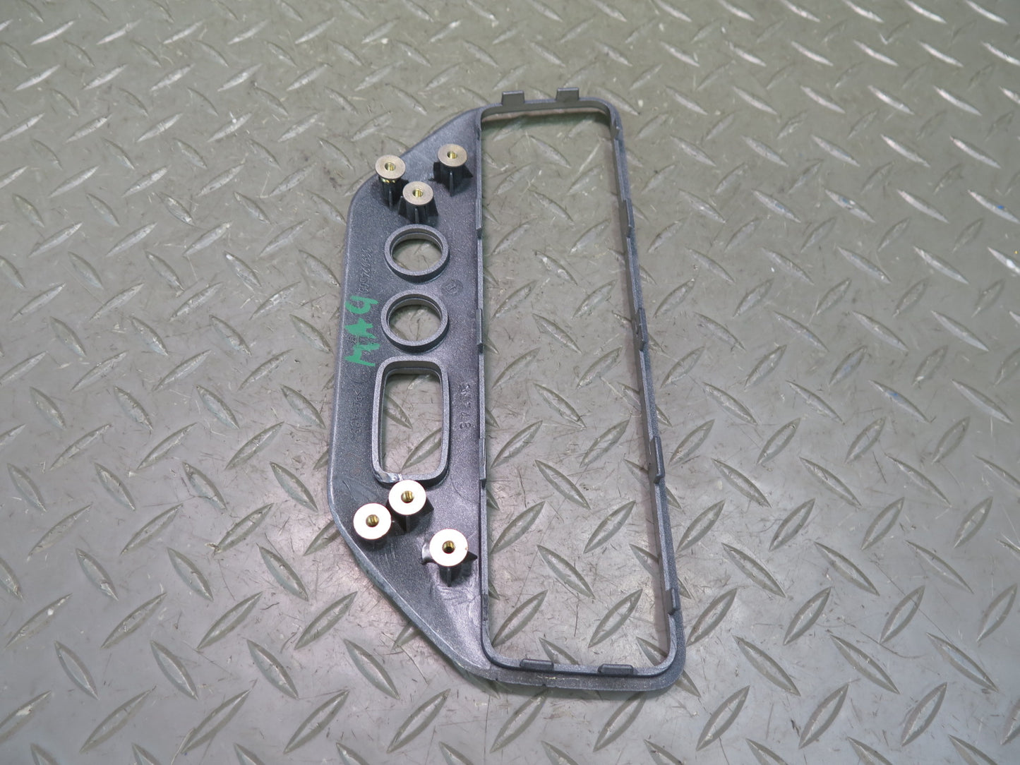 2008-2019 Maserati Granturismo M145 Dash Radio Center Trim Bezel Panel 069924500