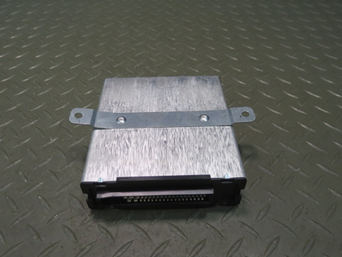 2008-2012 Maserati Granturismo M145 Suspension Control Module 230290