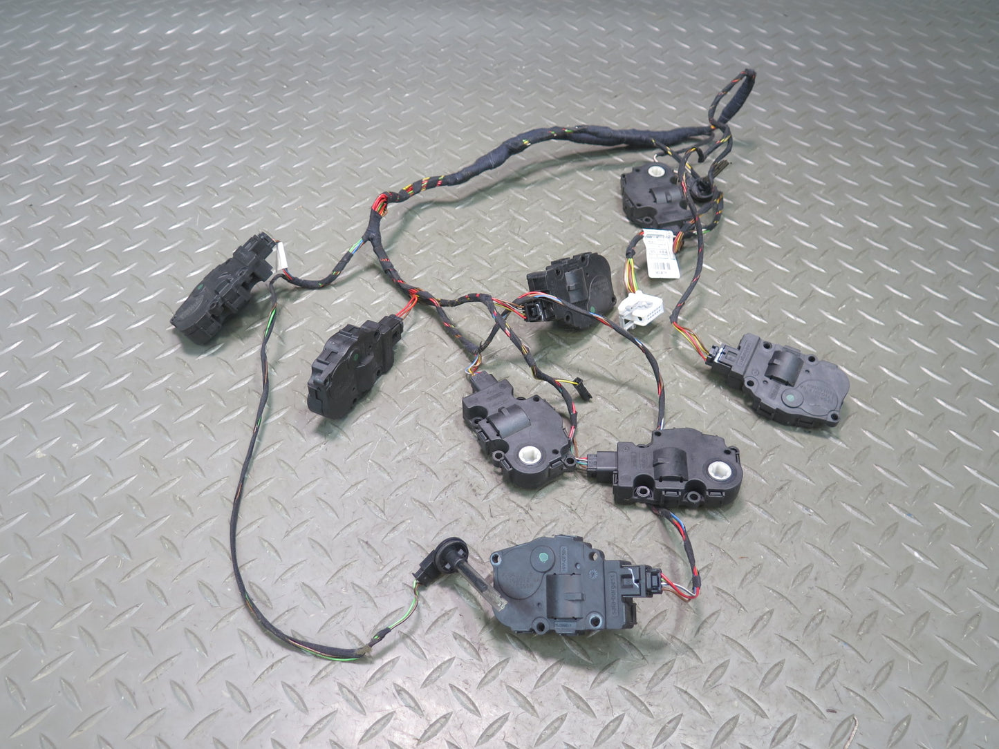 07-13 BMW E90 E92 E93 335xi A/C Heater Flap Door Actuator Motor Wiring Set OEM
