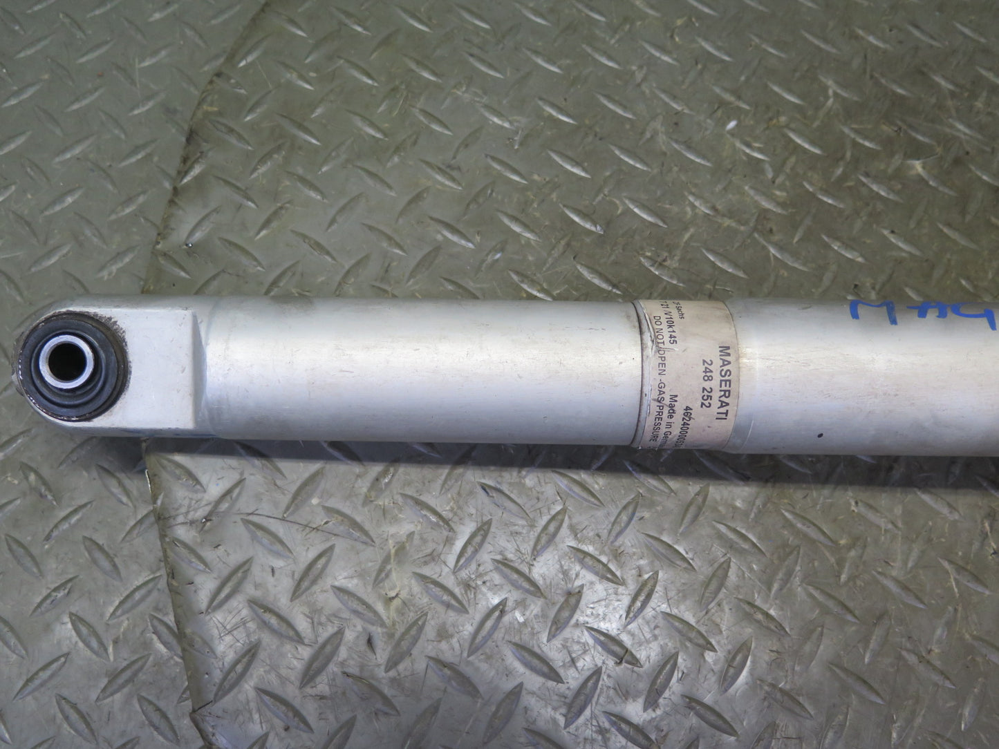 2008-2016 Maserati Granturismo M145 RWD Coupe Front Strut Shock Absorber Set