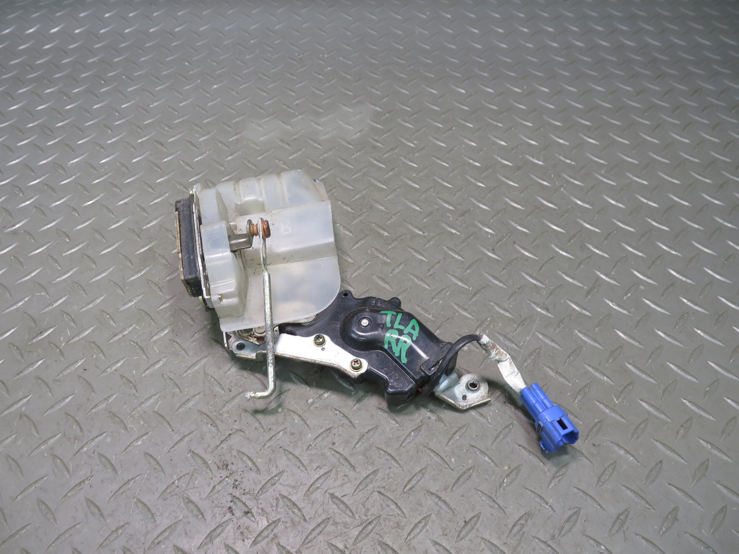 1991-1997 Toyota Land Cruiser FJ80 Rear Right Door Lock Latch Actuator