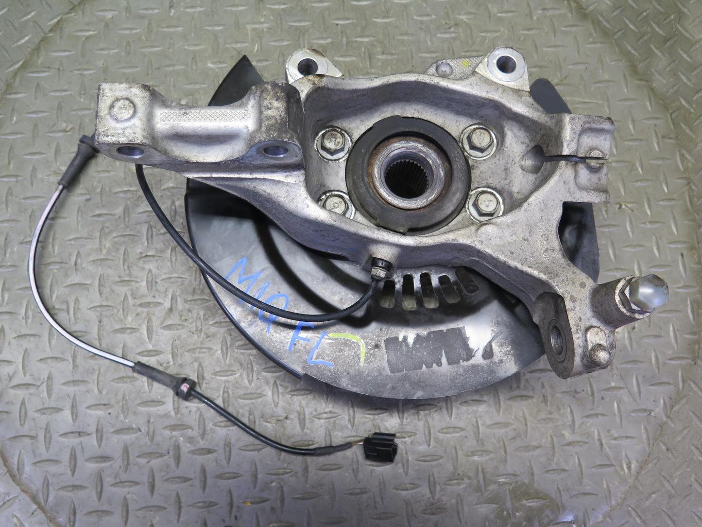 2014-2020 Infiniti JX35 QX60 AWD Front Left Spindle Knuckle Wheel Hub Bearing