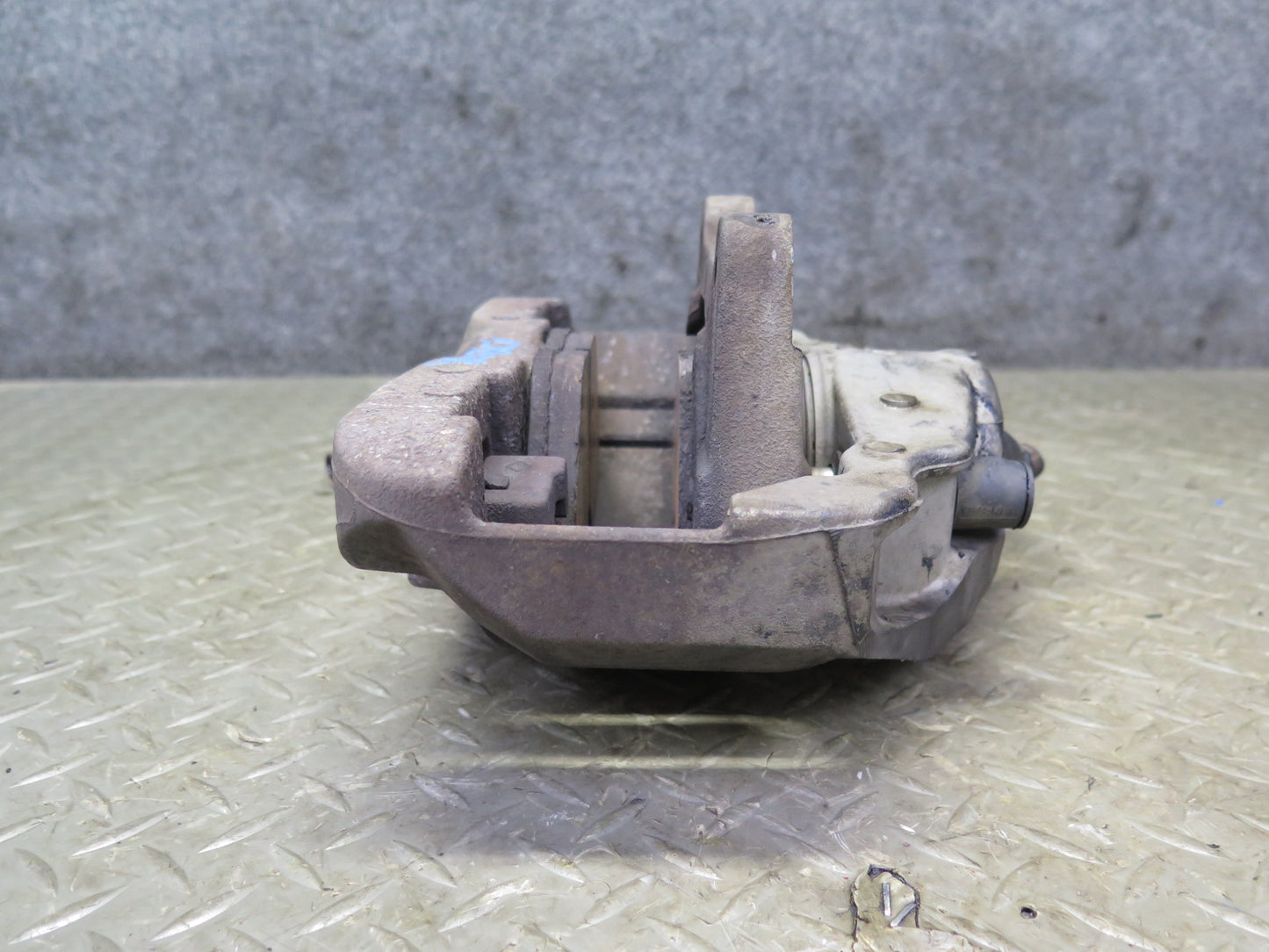 07-13 BMW E90 E92 335xi AWD Set of 2 Front Left & Right Brake Caliper 129K OEM