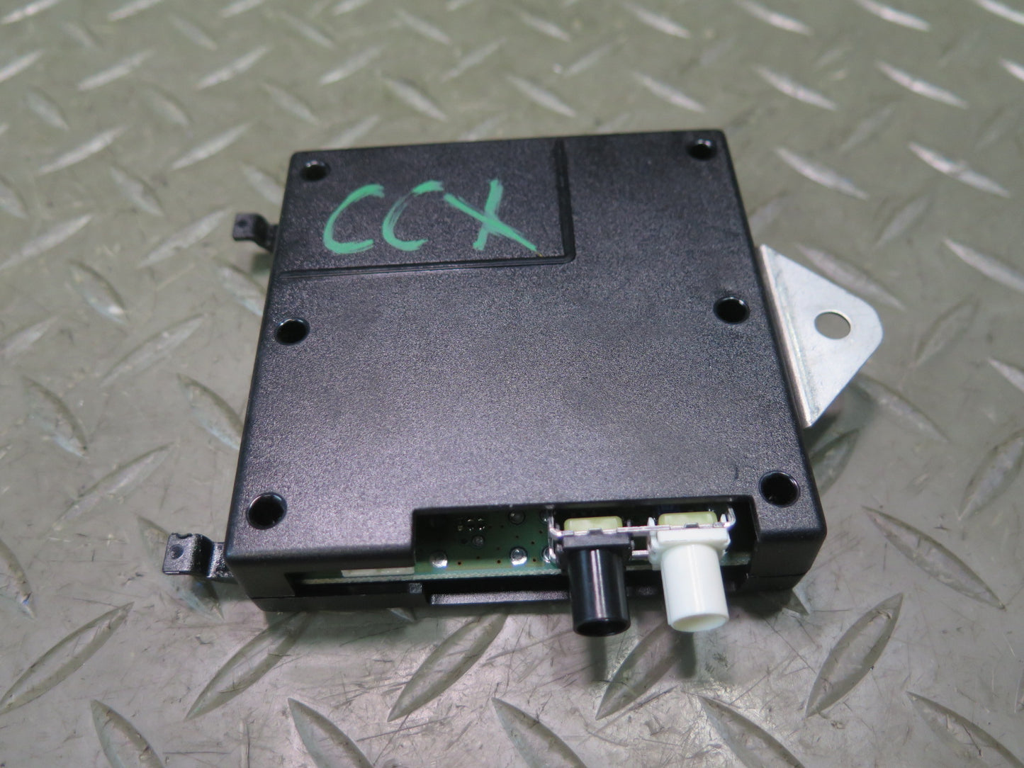 2004-2009 Cadillac XLR GPS Radio Antenna Computer Control Module