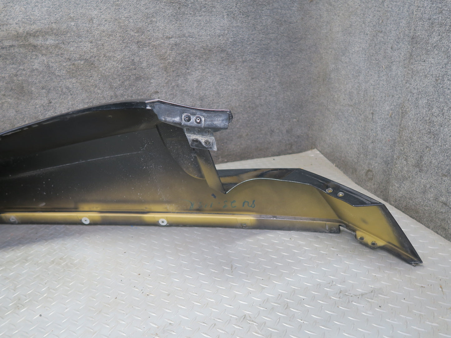 2004-2009 Cadillac XLR Front Right Pass Side Fender Panel Cover Shell Black