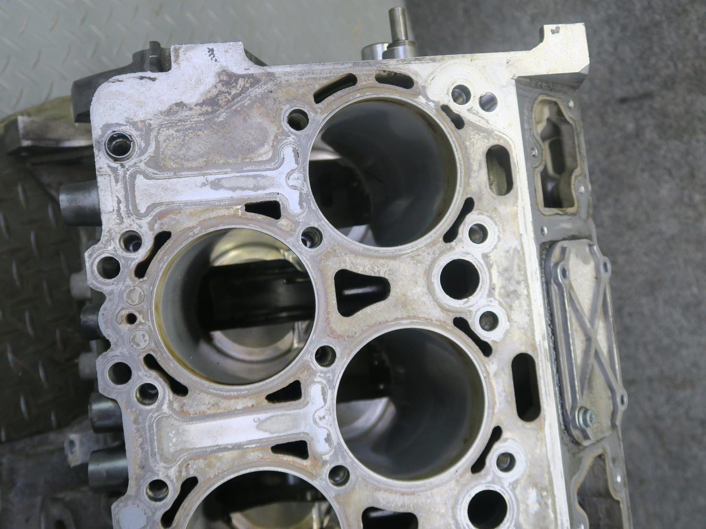 2006-2012 Bentley Flying Spur 6.0L W12 Engine Motor Short Block 102K Miles