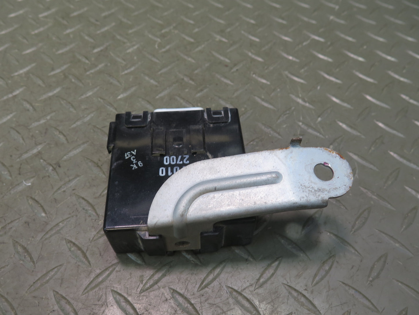 91-92 Toyota SW21L MR2 Headlight Retractor Control Module 85964-20050 OEM