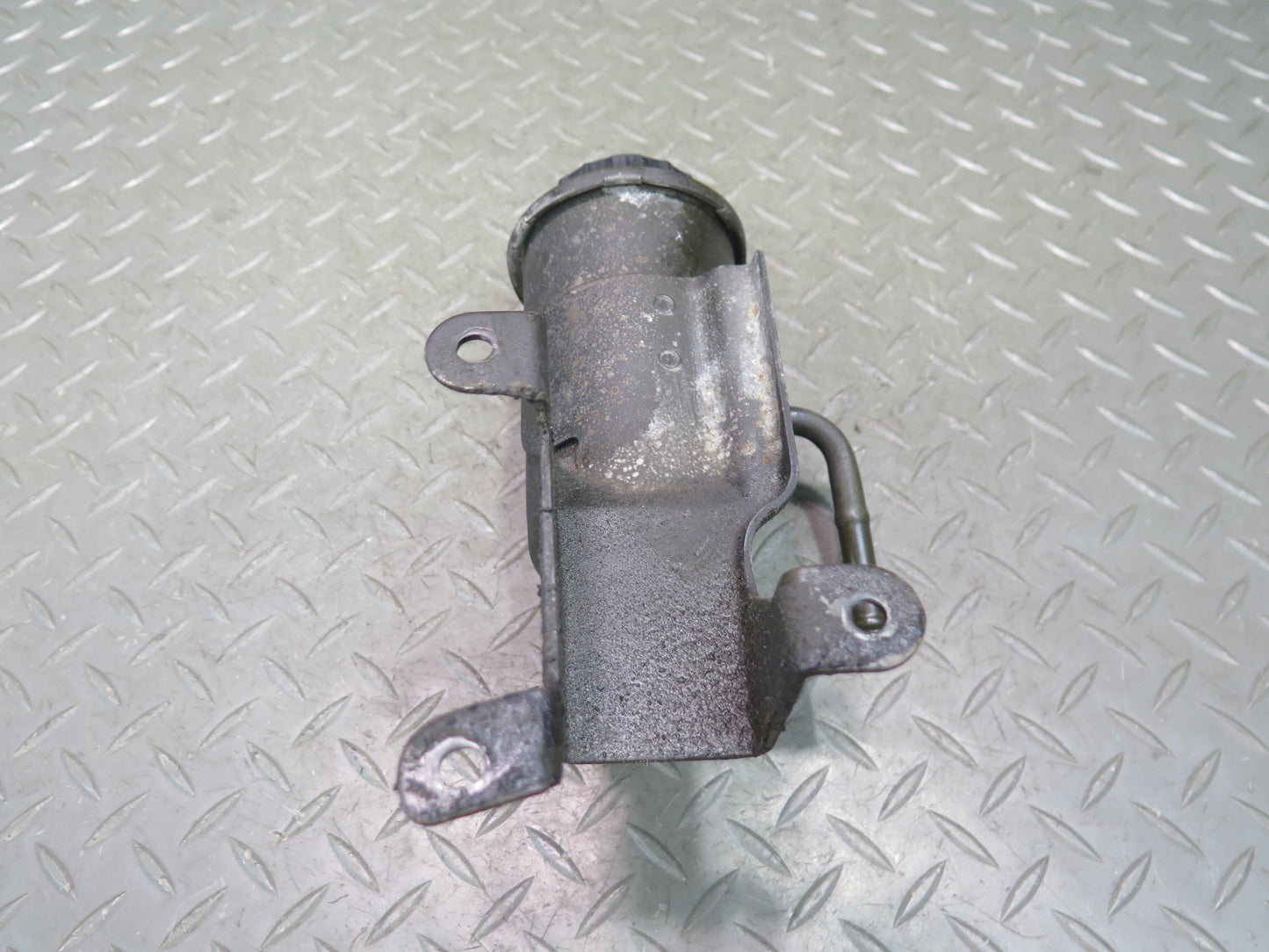 2004-2009 Cadillac XLR Power Steering Fluid Reservoir Tank