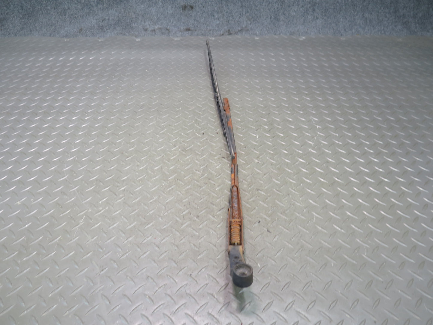 91-92 Toyota MR2 SW21L Set of 2 Left & Right Front Windshield Wiper Arm OEM