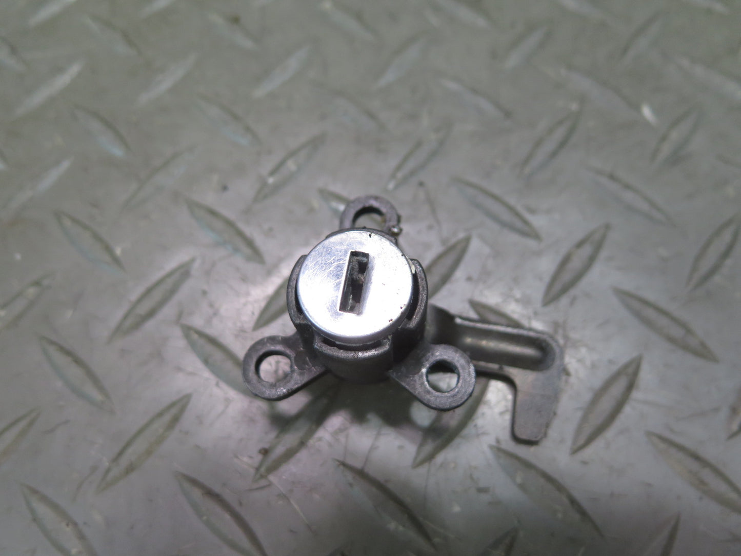 91-95 Toyota SW21L MR2 Ignition Door Trunk Glove Lock Cylinder KEY Set OEM