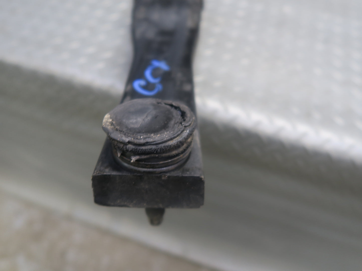 2004-2009 Cadillac XLR Front Suspension Mono Leaf Spring 22146483