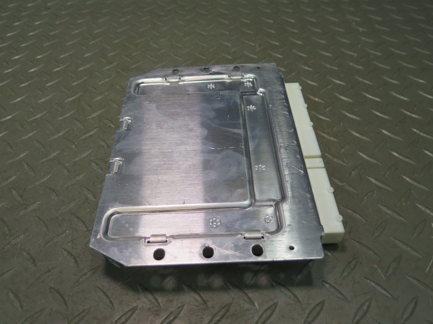 2015-2018 Porsche Cayenne 958.2 Air Suspension Control Module Unit 7P0907553AF