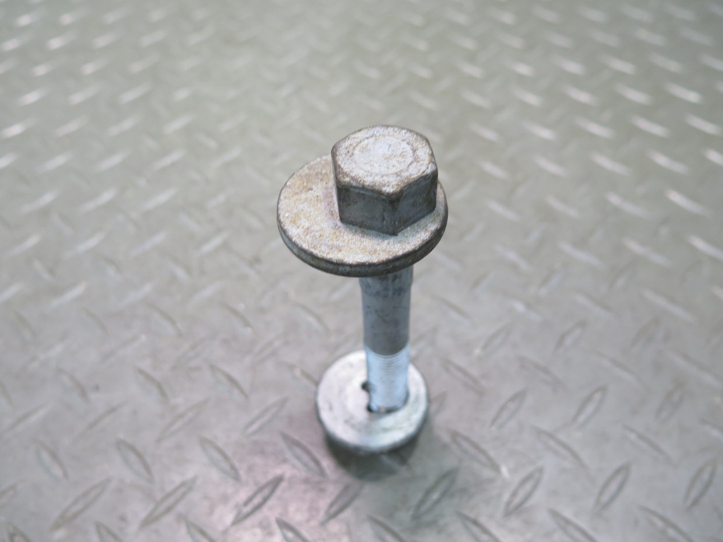 2011-2018 Porsche Cayenne 958 Suspencion Eccentric Adjust Camber Bolt Set of 4