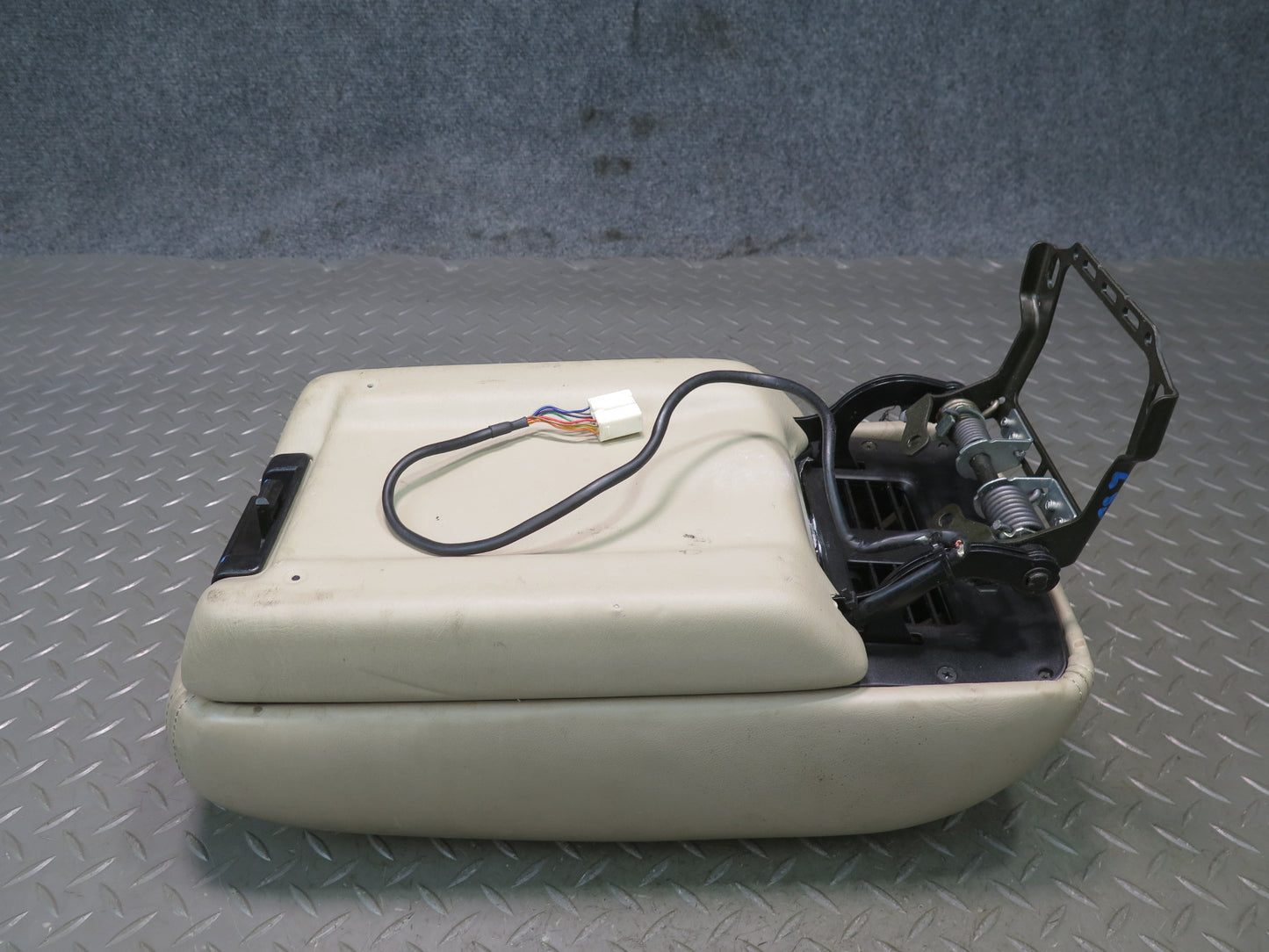 98-00 Lexus UCF20L LS400 Center Console Armrest Lid Storage Ivory w Phone OEM