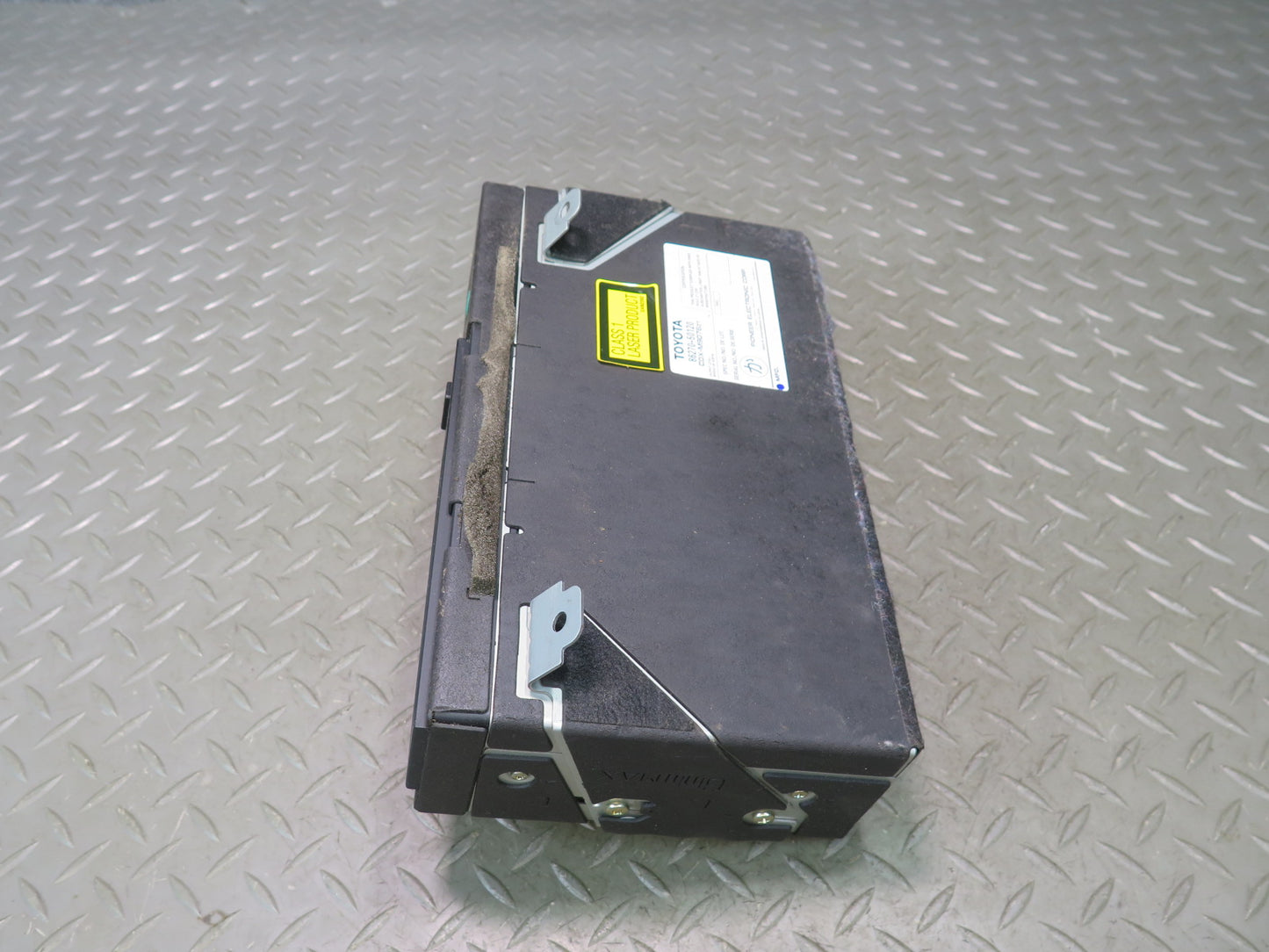 98-00 Lexus LS400 Pioneer 6 Disc CD Changer w Magazine 86270-50120 OEM