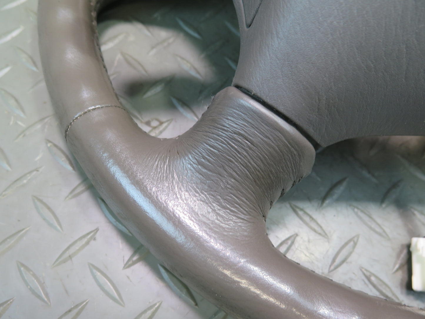 98-00 Lexus UCF20L LS400 Leather Steering Brown w Cruise Control Switch OEM