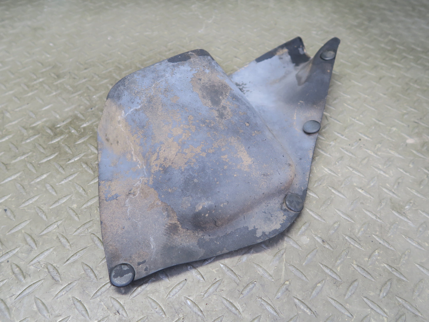 1991-1994 Toyota Land Cruiser FJ80 Front Left Fender Arch Liner Splash Shield