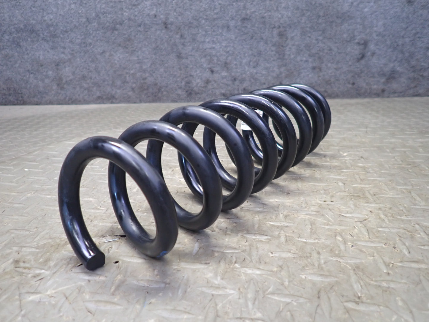 14-16 BMW F32 435XI AWD Rear Suspension Left & Right Coil Spring Set OEM